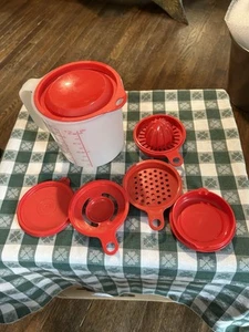 Vintage Tupperware Mix N Stor Krug mit Kochutensilien - Bild 1 von 6