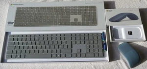 Bundle Microsoft Surface Keyboard, Arc Mouse Bluetooth (Modell 1742+1791) DE - Bild 1 von 6