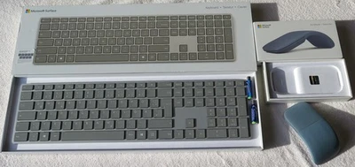 Bundle Microsoft Surface Keyboard, Arc Mouse Bluetooth (Modell 1742+1791) DE - Bild 1 von 4