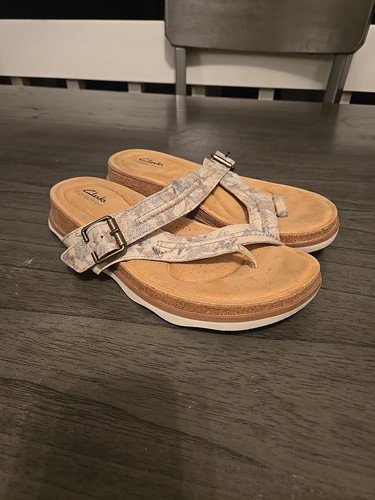 Sandali donna tg 10 Clarks collezione Brynn Madi interesse sabbia