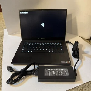 Razer Blade 14 Black 165Hz QHD 3.3GHz Ryzen 9 6900HX 16GB 1TB SSD RTX 3070 Ti - Picture 1 of 9