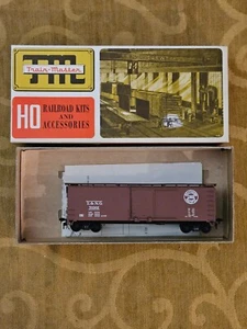 Train Master TM HO Railroad Kits 2001 40 FT A.R.A. Wood Sheathed Box Car Souther - Picture 1 of 3