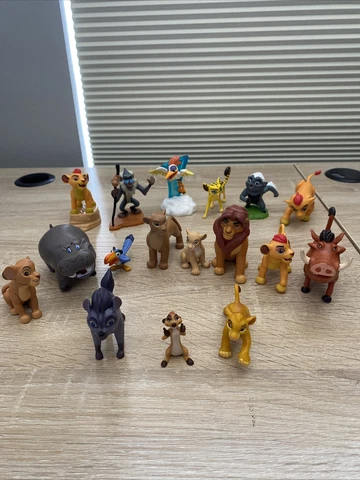 17 Piece Lot of Lion King Just Play Action Figures PVC Toys Disney Movie Film Cover