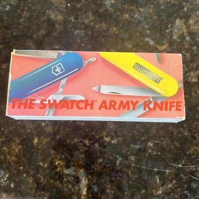 Navaja Suiza Victorinox 58mm Navaja de Bolsillo Clásica Blanca RELOJ Logo Nuevo Foto 1 de 4