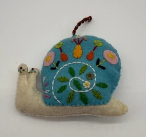 Anthropologie Chikagraphy 2006 Magical Snail Felt Christmas Ornament - Picture 1 of 2