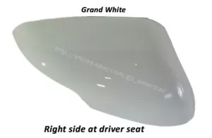 Right Side Mirror Cover in GRAND WHITE for 2015-2025 KGM Ssangyong Tivoli - Bild 1 von 3