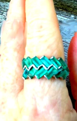 Anillo Esmeralda Colombiana Natural en Plata de Ley con Superposición de Rodio Talla 7 Nuevo Foto 1 de 3