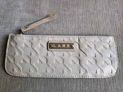 L.A.M.B. Bolsa delgada de cuero gris con cremallera Gwen Stefani bolsa para monedas bolsa con cepillo - ¡En muy buena condición! Foto 1 de 4