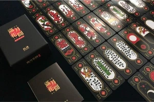 Korean Traditional Premium Card Game Hwatu Go Stop 32 x 88mm 만월화투 - Picture 1 of 16