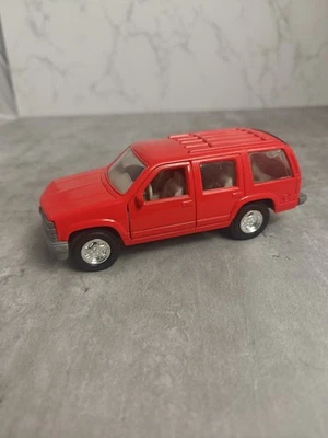 TOOTSIETOY 1/32 Scale 1996 CHEVY TAHOE Red With Opening Doors,  Trunk - Vintage - Image 1 of 4