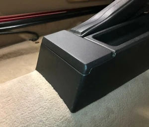 NEW BMW E30 Rear Ash Tray Delete Plate Ashtray M3 325i 325is 325ix 325ic 325e - Picture 1 of 3