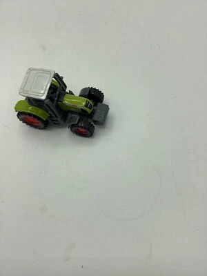 Siku 1008 Claas Area Tractor - Image 1 of 3