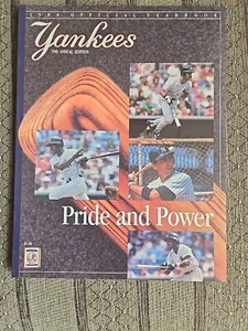 Anuario Oficial de Béisbol 1988 de los Yankees de Nueva York - Oficial/Original - Imagen 1 de 12