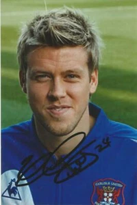 CARLISLE: KEVAN HURST FOTO RITRATTO 6x4 firmata + certificato di autenticità - Foto 1 di 1