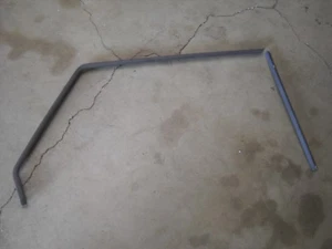 RAHMEN - TÜRPROFIL HINTEN RECHTS ALFA ROMEO 75 - ORIGINAL - Bild 1 von 1