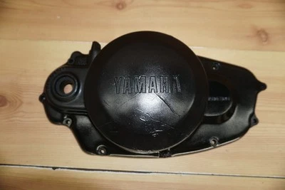 Yamaha IT400 IT 400 YZ400 YZ 1977 cubierta de embrague del motor derecho 1W4-15431-00-00 Foto 1 de 4