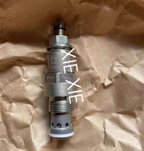 1PCS New DVPA-1-10-SN-3 Insertable valve shipping  Via DHL or Fedex - Picture 1 of 3