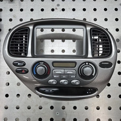 2001-04 Toyota Sequoia A/C Climate Heater Temp Control Panel 84010-0C170-B0 - Image 1 of 4