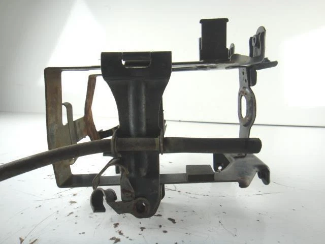 1983 Honda CB1000 Custom/83 CB 1000/CB1000C OEM Battery Box Holder — 第 1/1 张图片