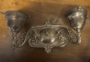 Vintage viktorianische Bronze zweiarmige aufwendige elektrische Wandleuchte, Nachlassfund - Bild 1 von 4