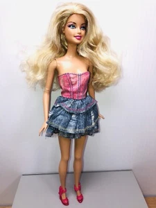 Barbie Puppe Mattel 1998 2009 Gelenk blaue Augen blond rosa Keil Schuhe Outfit - Bild 1 von 10