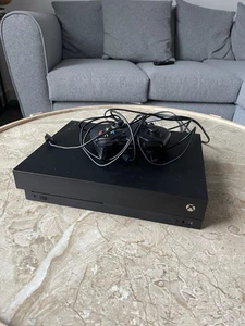 Xbox One x 4K Console with 1TB SSD and Wired Controller Includes Cables - Picture 1 of 1