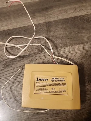 Linear D-67: 1-Channel Receiver - Image 1 of 2
