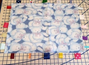 Osos de peluche por todas partes cinta polar azul seguridad Lovey manta bebé 23" x 16" - Imagen 1 de 2