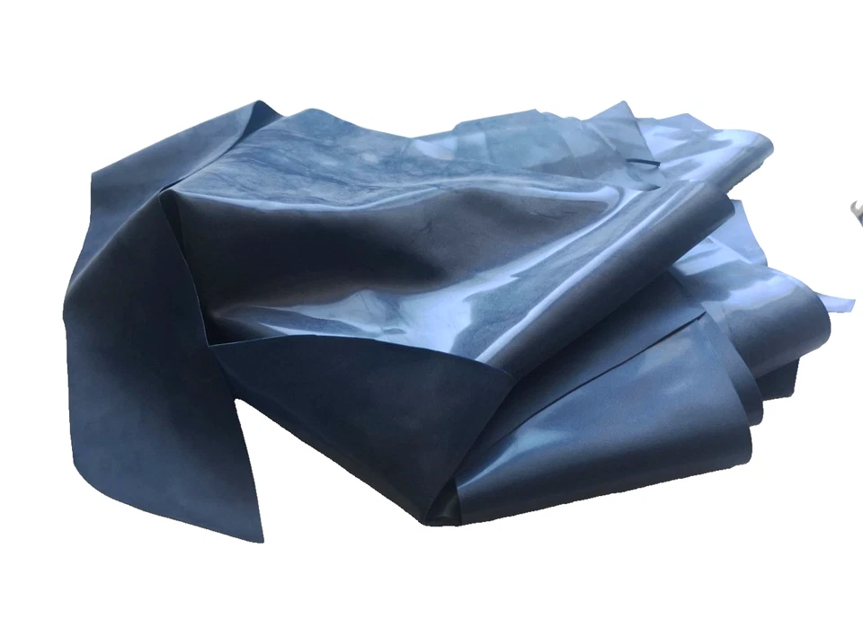 Pezzi di Ritagli in Lattice Scarti di Gomma Blu 0,4mm Radicale Confezione 220g - Immagine 1 di 4