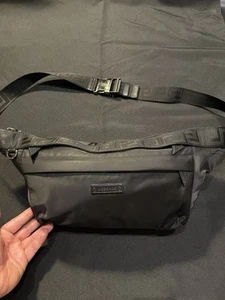 ¡HAZ UNA OFERTA! XL VERSACE BANDOLERA CINTURA RIÑONERA BOLSA GRANDE TODO AUTÉNTICO - Imagen 1 de 24