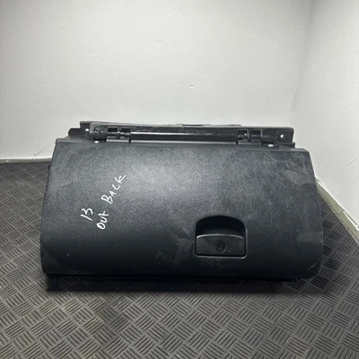 Conjunto de porta-luvas 2013 Subaru Outback - Imagem 1 de 4