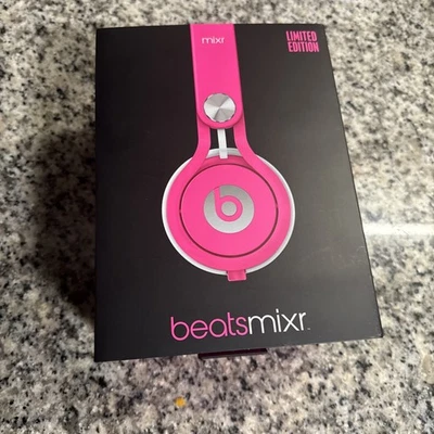 Beats Mixr Mixer Wired David Guetta Edition Limited Edition Rare NEON Pink - Image 1 of 4