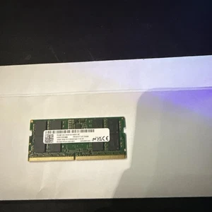16GB PC5-5600B DDR5-5600 SODIMM MEMORY RAM Micron MTC8C1084S1SC56BD1 BF CL46 - Picture 1 of 3