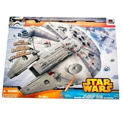 Hasbro Star Wars Rebels 2014 Halcón Milenario de más de 2 pies de largo  Foto 1 de 2