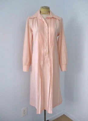Vtg 60s 70s Coral Peach Shirt Dress Tuxedo Pleats Dagger Collar Secretary M/L - Image 1 of 4