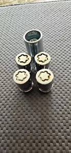 MCGARD 24137 WHEEL LOCK SET IN EXCELLENT USED CONDITION - 4 LOCKS WITH KEY - Picture 1 of 7