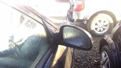 Espejo retrovisor derecho usado se adapta a: Kia Spectra Power 2005 2,0 L térmico grado derecho A Foto 1 de 4