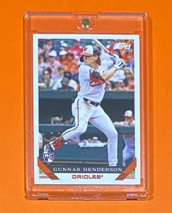2023 Topps Throwback Thursday Gunnar Henderson Rookie PHOTO VARIATION SSP #32 RC - Picture 1 of 2