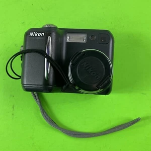 Nikon Coolpix 885 3.2MP Digital Camera - Needs Battery - Picture 1 of 6