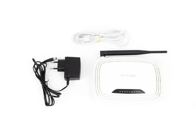 TP-Link TL-WR740N V4 150Mbps Wi-Fi WLAN Network 802.11n Wireless N Router Switch - Image 1 of 4