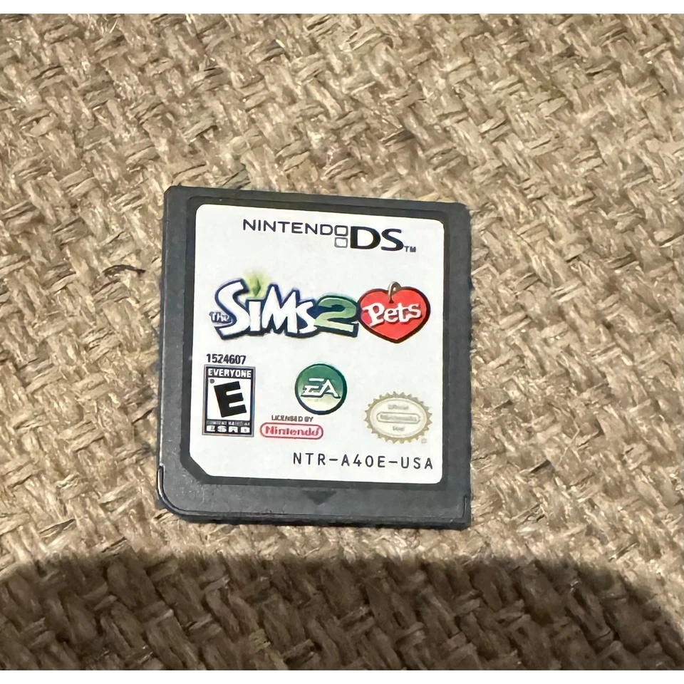 The Sims 2: Pets (Nintendo Wii, 2007) - Image 1 of 2