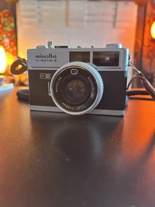 Minolta Hi-Matic E Rangefinder 35mm Film Camera 40mm F/1.7 - Picture 1 of 6