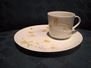 Piatto e tazza snack Mikasa Heather - $31,91 - Foto 1 di 1