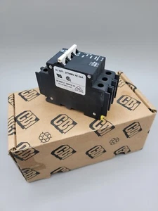 NUEVOS Interruptores Circuitos CBI QZ3(13)C210A QZ-3 13-C-2-10A CA 3 Polos DIN Montaje de Riel - Imagen 1 de 5