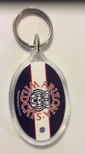 Arizona Wildcats Plastic Keychain - Picture 1 of 2