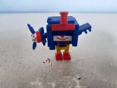 Transformers BotBots Playroom Posse Series 3 Pop-O The Clown - Image 1 of 2