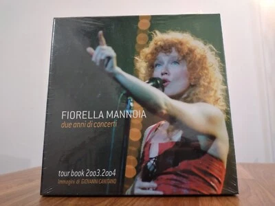 FIORELLA MANNOIA - DUE ANNI DI CONCERTI TOUR BOOK 2003-2004 - Immagine 1 di 4