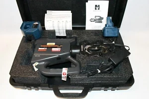 Huskie REC-3610 15 Ton Batería Hidráulica Li-Ion Crimpadora Robo P Herramienta de Prensado de Troqueles - Imagen 1 de 9