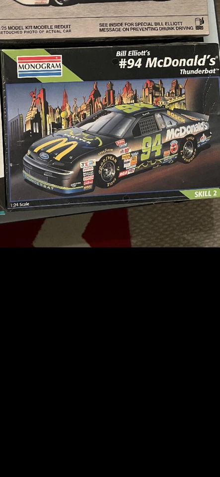 Bill Elliott McDonald’s Batman Modelo Coche Kit Nuevo Monograma Habilidad 2 Foto 1 de 1