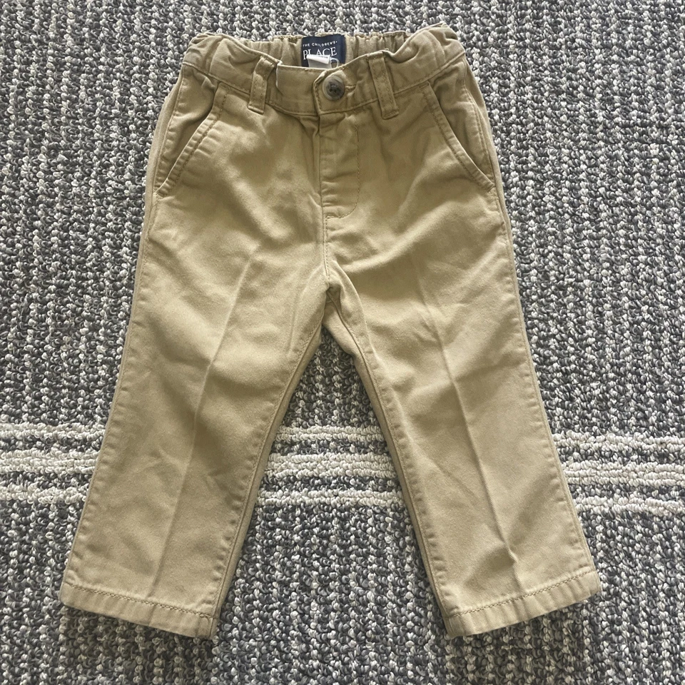 Pantalones caqui The Children’s Place talla 12-18 meses cintura ajustable Foto 1 de 4